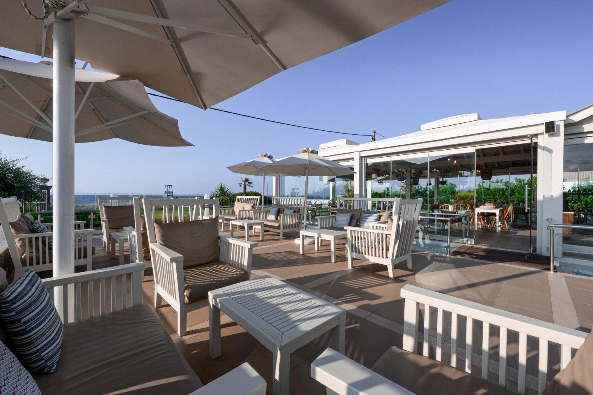 Restia Suites Exclusive Resort -Adults Only Almiros Beach Exterior photo